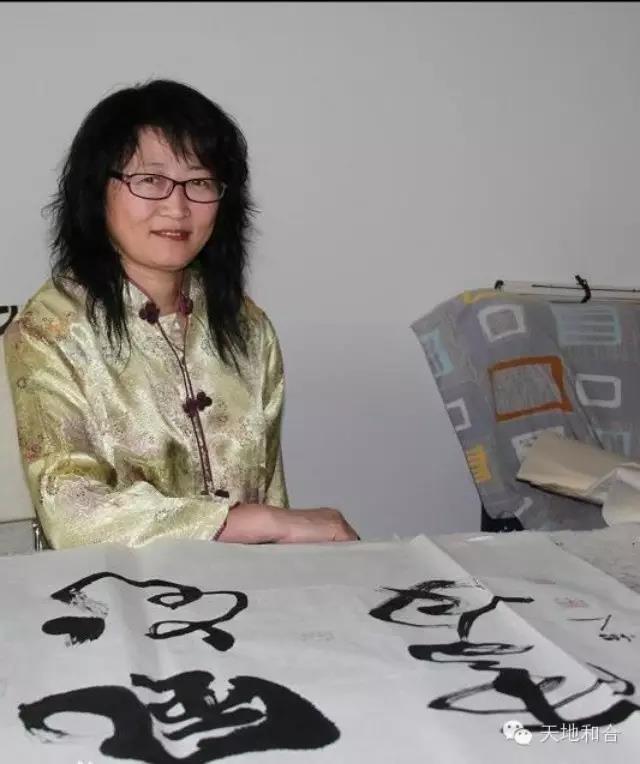 杨嬿_名人百科网