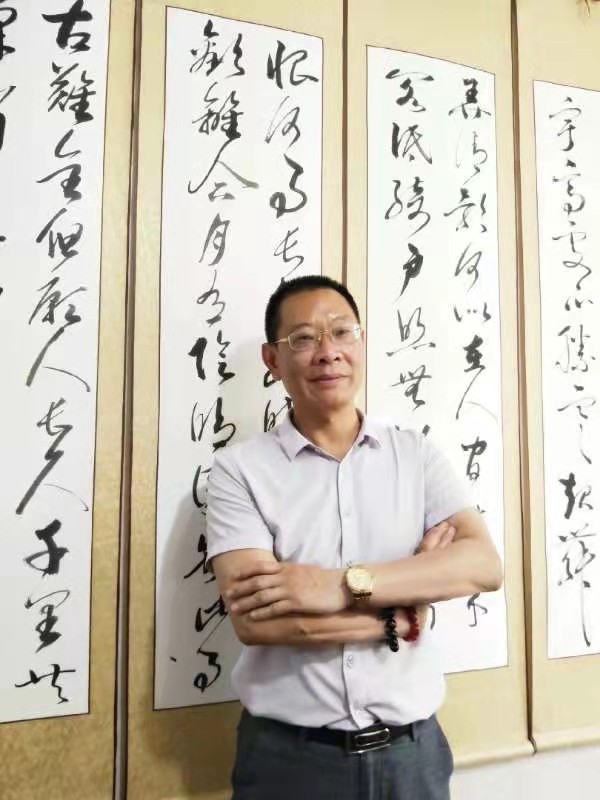 邓明广_名人百科网