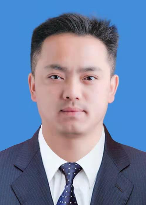 李龙龙_名人百科网