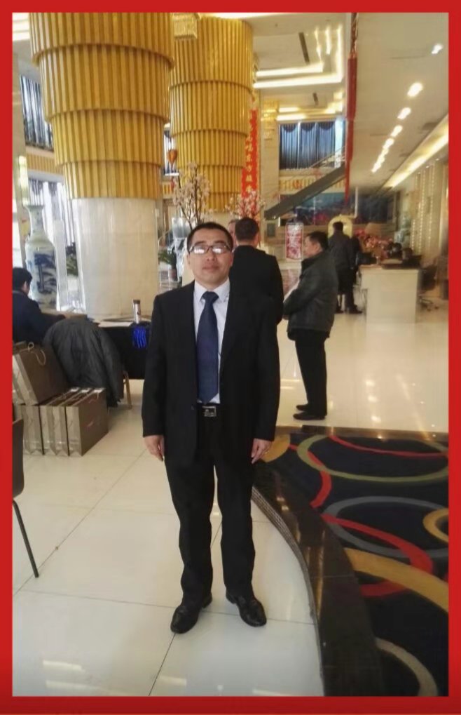 石月光_名人百科网