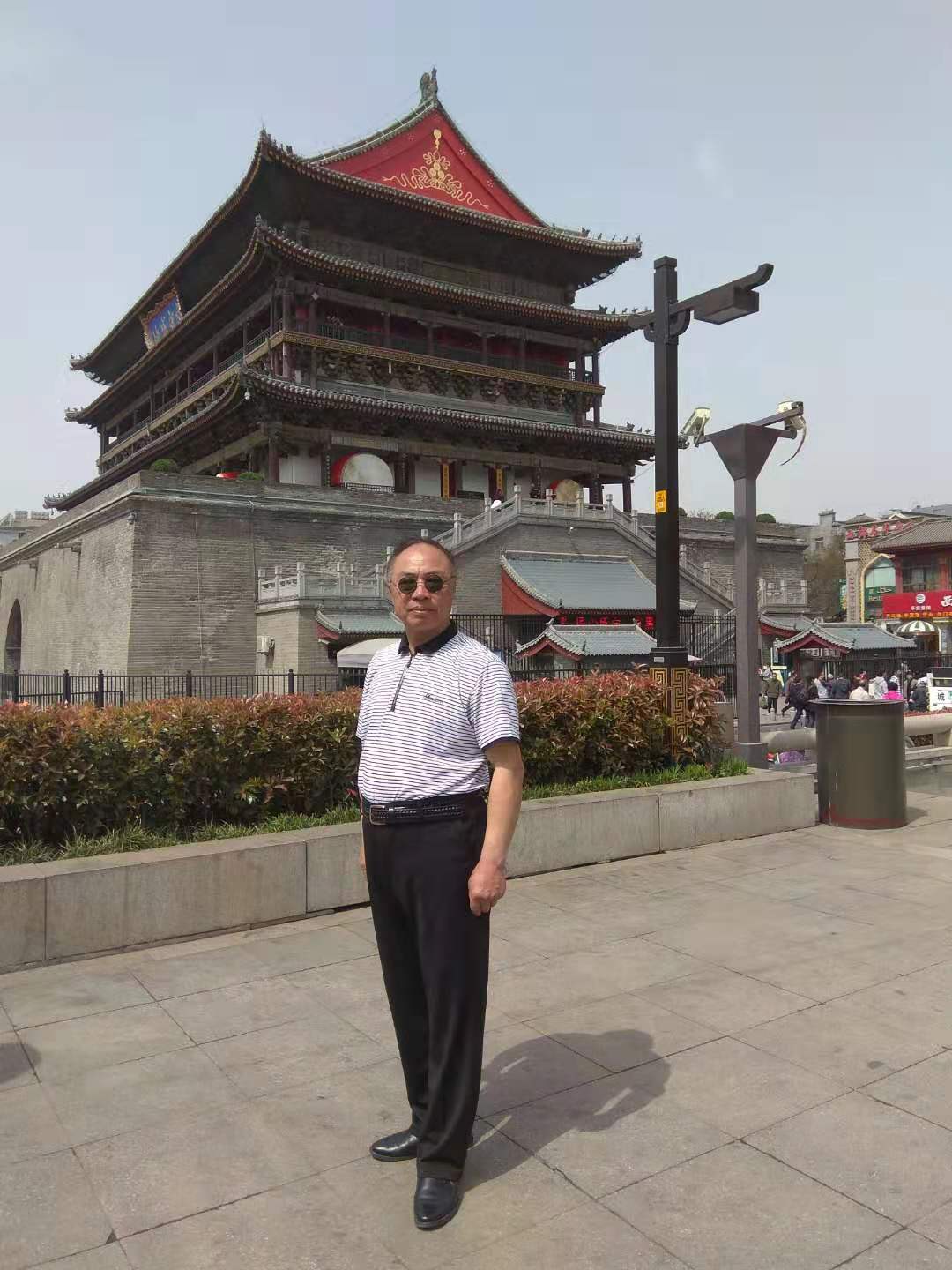 汤荣明_名人百科网