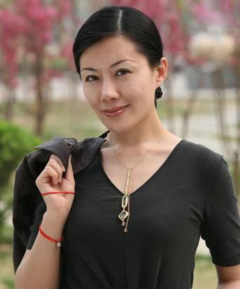 黄娜_名人百科网