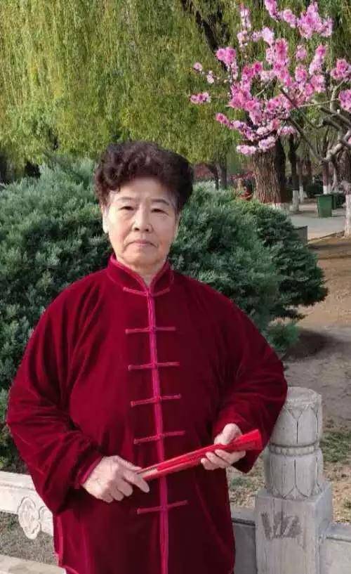 王革_名人百科网