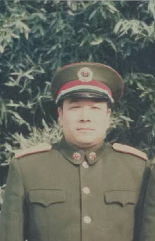 周春华_名人百科网